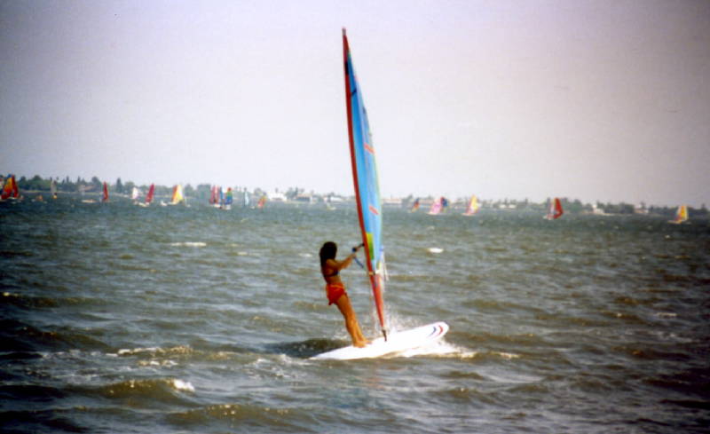 img048 